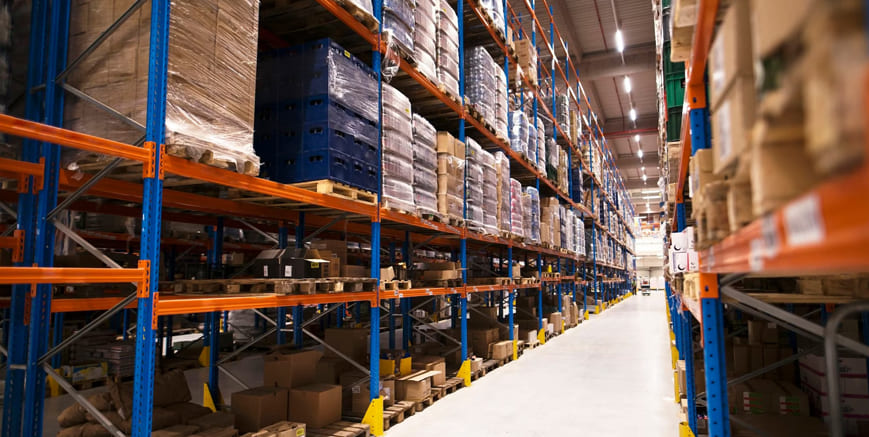 Magazzino logistico per forniture di mangimi e prodotti zootecnici